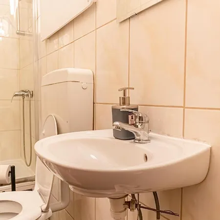 Economy City Living- 1Br Apt In The Heart Of Wiedeń Zewnętrze zdjęcie